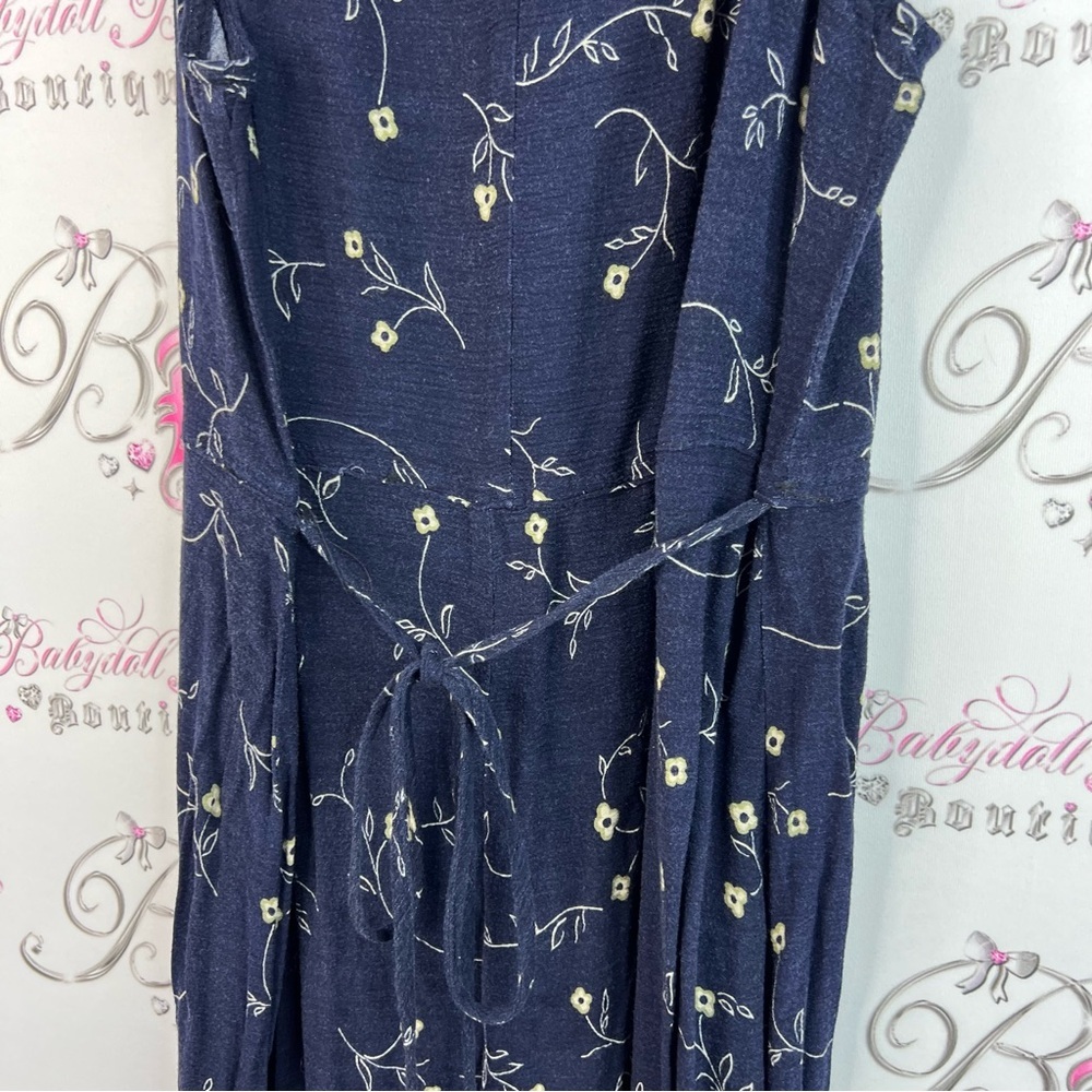 Jessica dress maxi long vintage belted tie up ribbon bow Navy Floral Maxi Dress - Picture 9 of 16